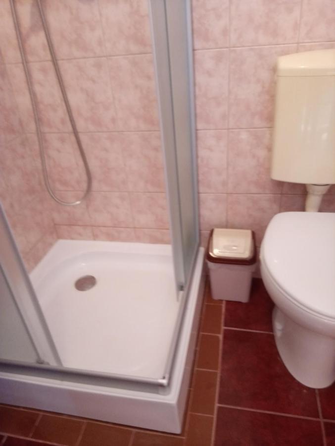 Liza Apartman Дьюла Экстерьер фото